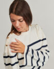 T-shirts a maniche lunghe Tommy Hilfiger LWK GOLD BUTTON BOAT-NK LS TEE Bianco T-shirts a maniche lunghe Donna - 5