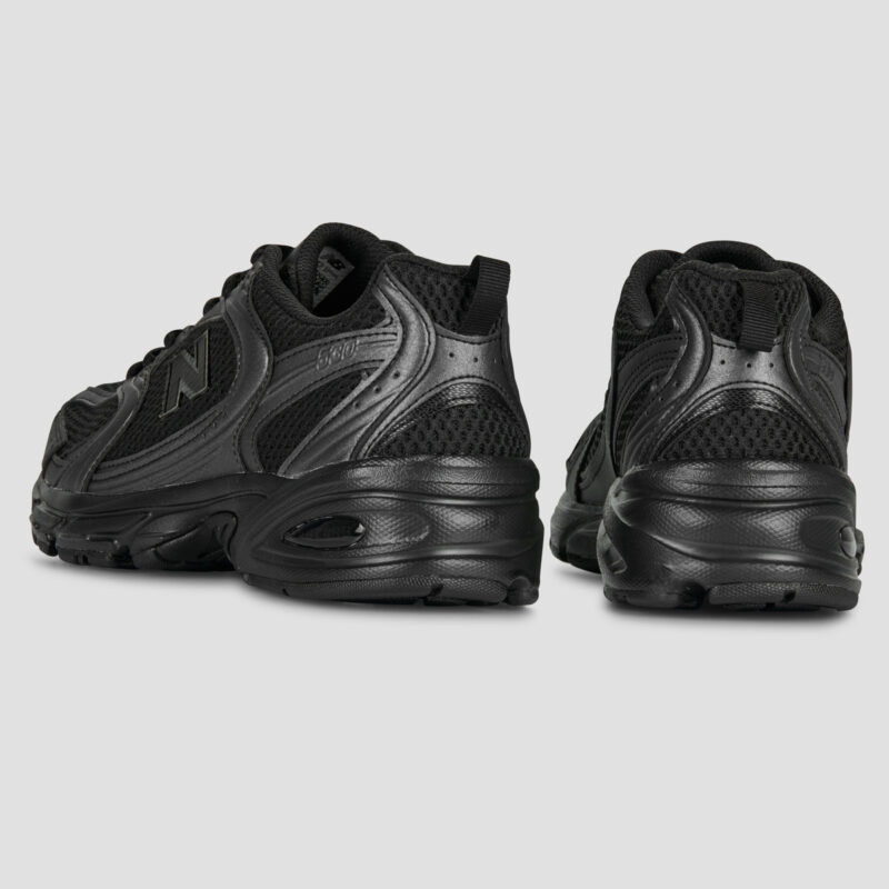New Balance 530 Black Low Sneakers Women - 3