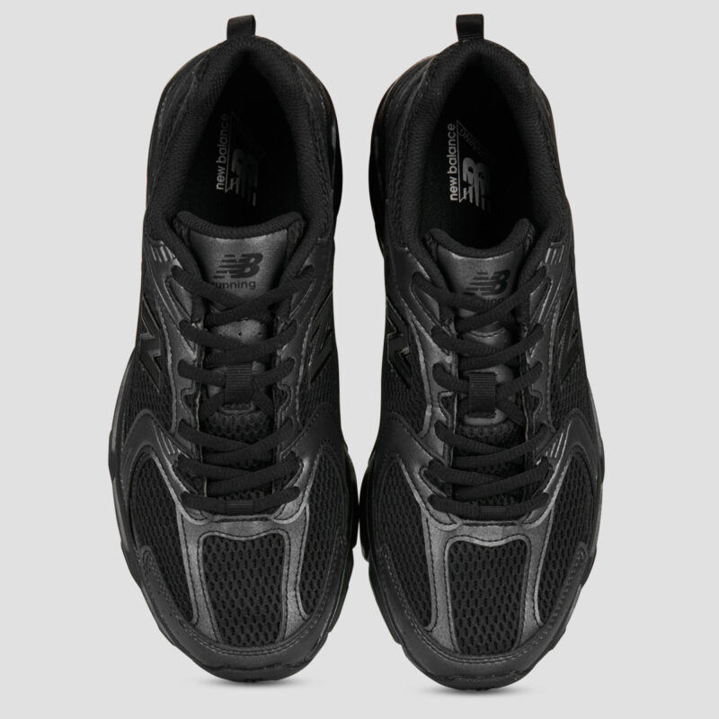 New Balance 530 Black Low Sneakers Women - 5