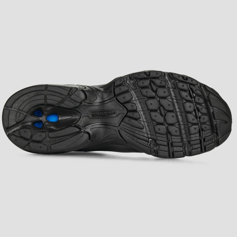 New Balance 530 Black Low Sneakers Women - 6