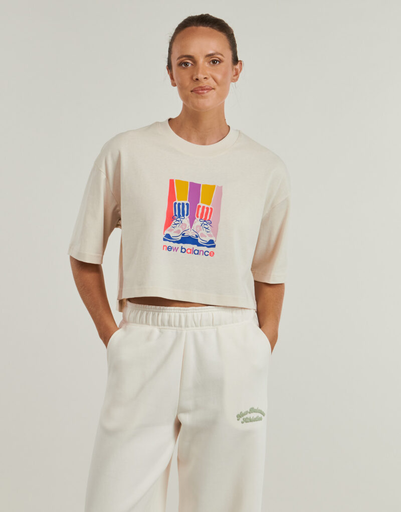 T-shirt New Balance ATHLETICS GRADIENT SHOES T-SHIRT Beige T-shirt maniche corte Donna - 2