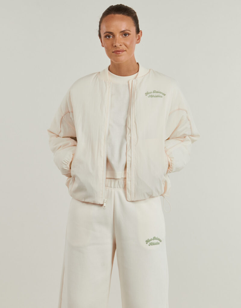 Giubbotto New Balance LINEAR HERITAGE WOVEN BOMBER JACKET Beige Giubbotti Donna - 2
