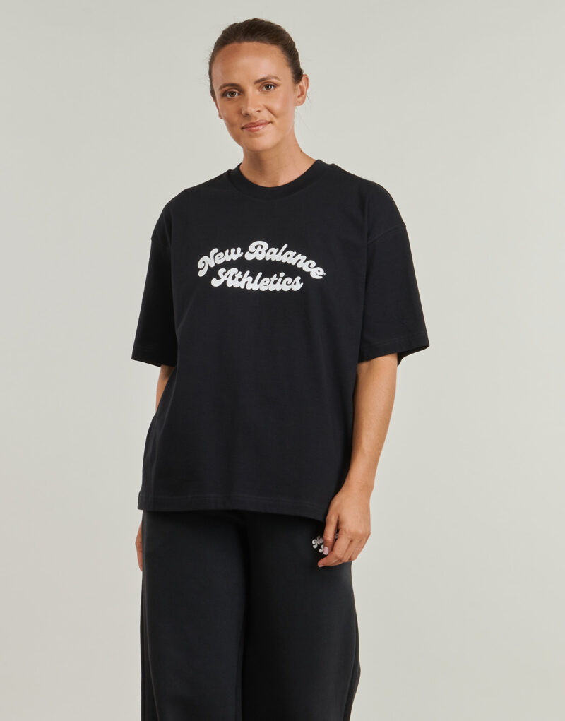 T-shirt New Balance LINEAR HERITAGE OVERSIZED T-SHIRT Nero T-shirt maniche corte Donna - 2