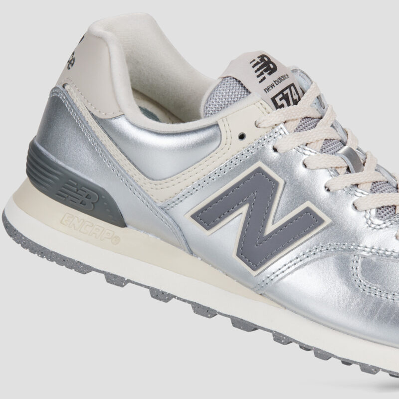 Baskets basses New Balance 574 argent&eacute;es pour femme - Pointure 4