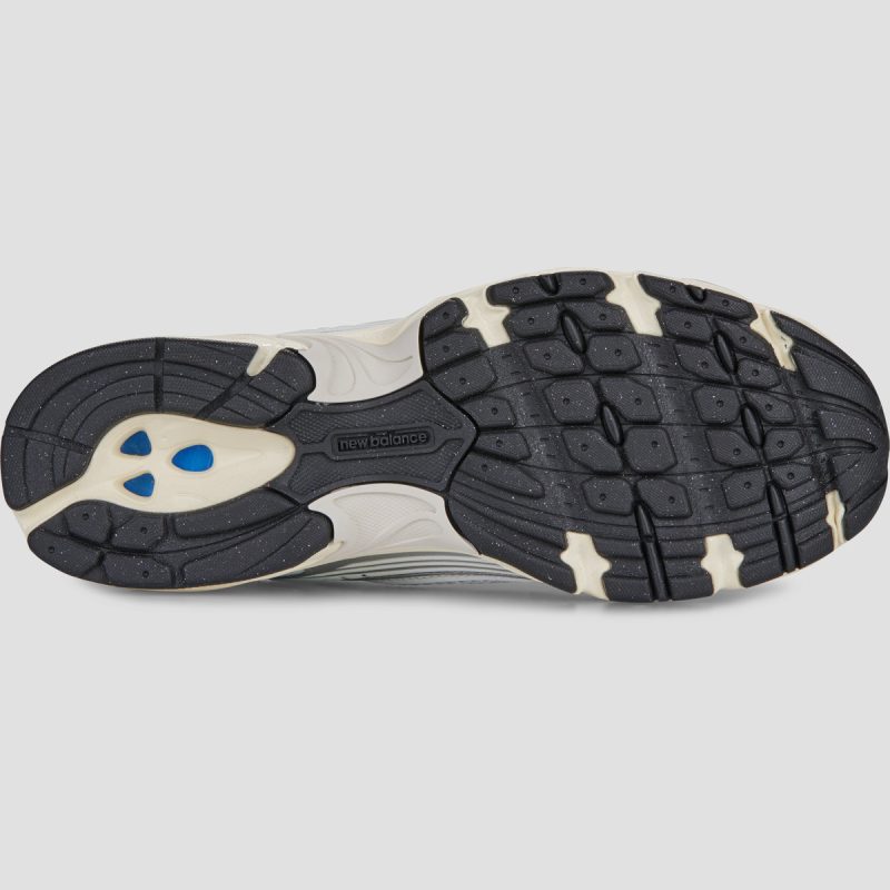 New Balance  530  Argento -  Sneakers Uomo - 6