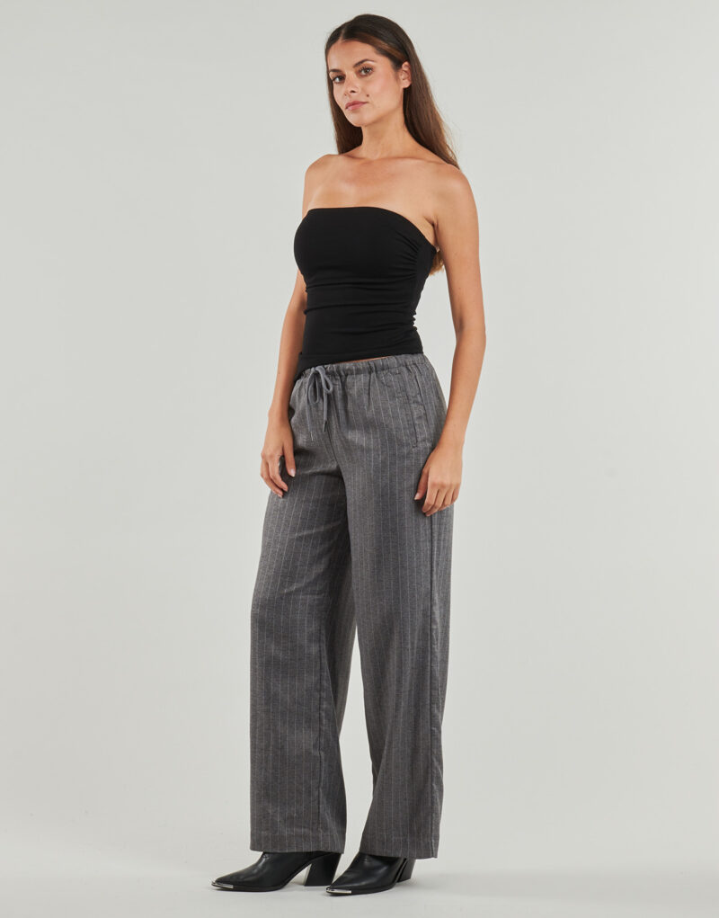 Pantaloni morbidi / Pantaloni alla zuava Vero Moda VMRHODA Grigio Pantaloni morbidi / Pantaloni alla zuava Donna - 3