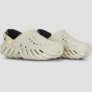 Sabots Crocs Echo beiges pour femmes - Pointure 2