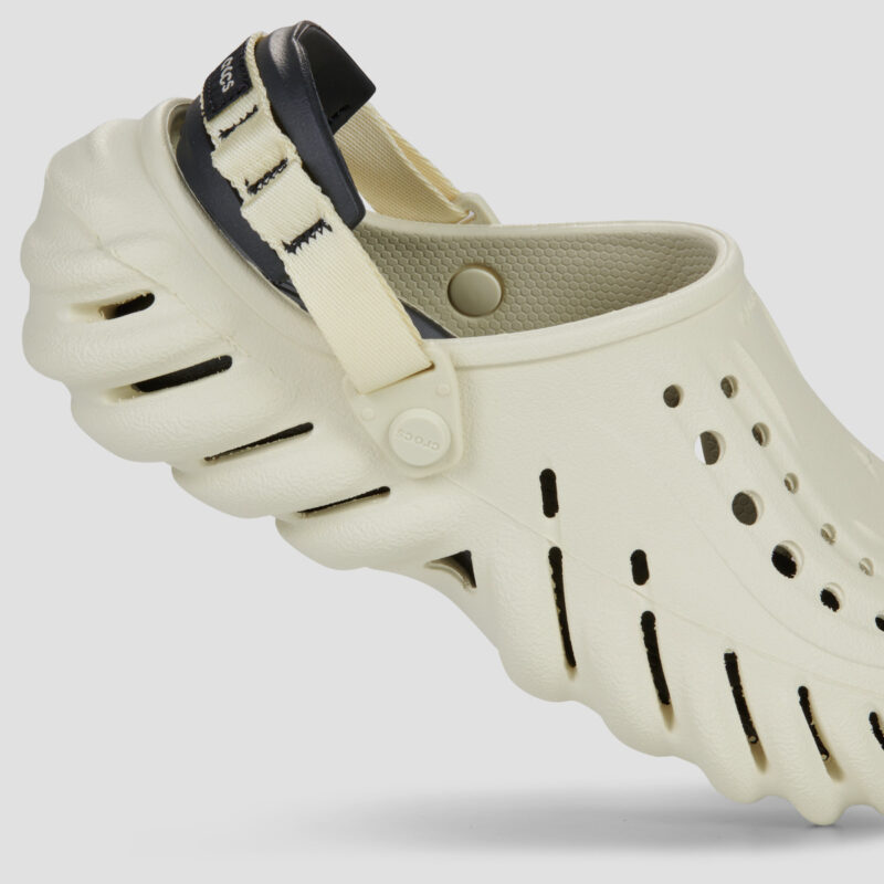 Sabots Crocs Echo beiges pour femmes - Pointure 4