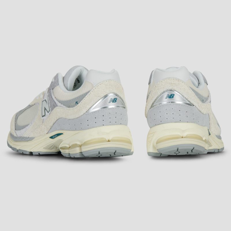 New Balance 2002 Beige Herren-Sneaker - Gr&ouml;&szlig;e 3