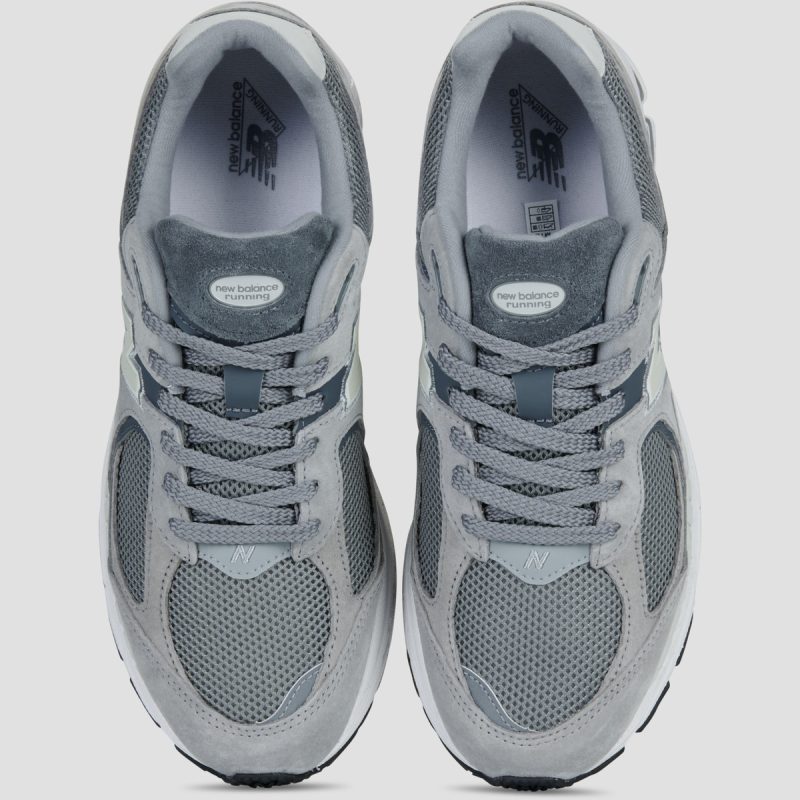 New Balance 2002 Graue Herren-Sneaker - Gr&ouml;&szlig;e 5