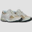Zapatillas New Balance 2002 Beige para hombre - 2
