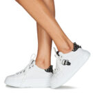 Karl Lagerfeld KAPRI KARL IKONIC STUD TAB Bianco Sneakers basse Donna - 8
