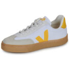 Veja Kleine wei&szlig;e Volleyball-Sneaker f&uuml;r Kinder - Gr&ouml;&szlig;e 4