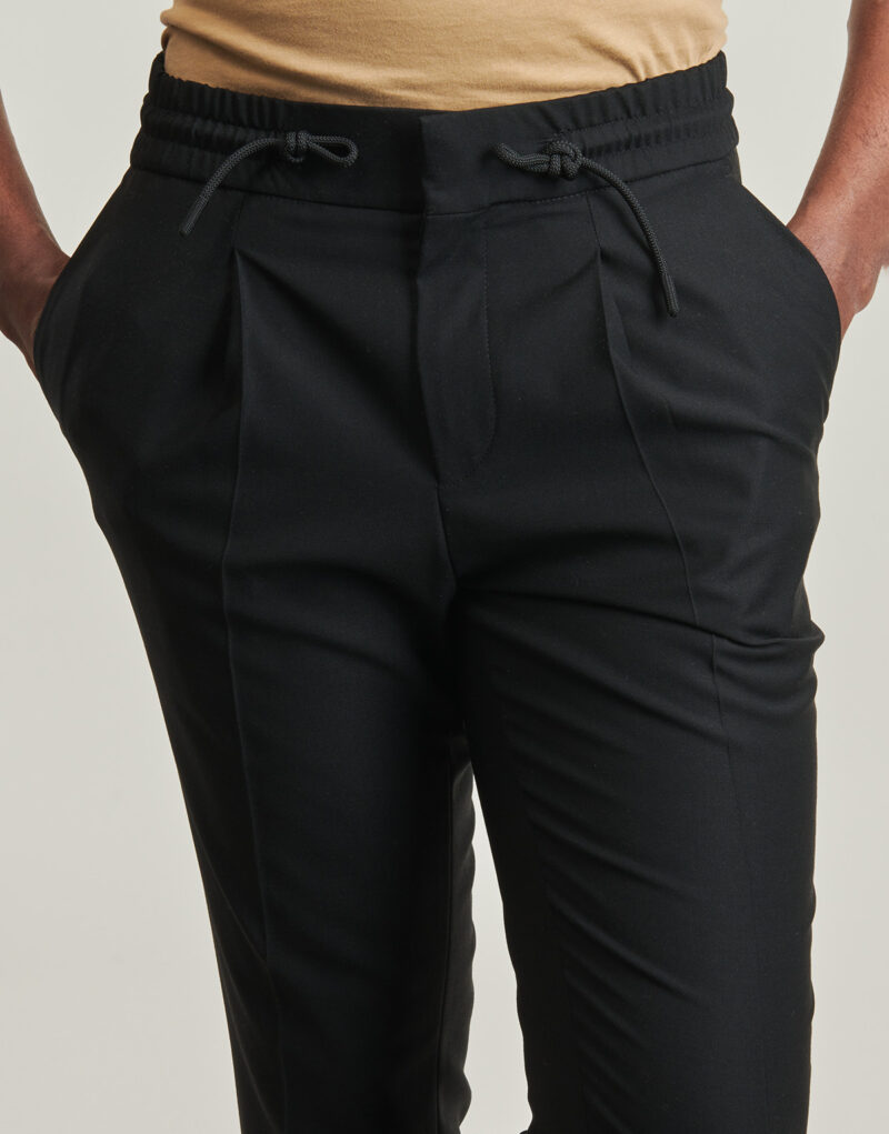 Pantaloni sportivi HUGO Getlin251F3 Nero Pantaloni sportivi Uomo - 5