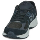 New Balance 2002 Schwarze Sneaker f&uuml;r Kinder - Gr&ouml;&szlig;e 3