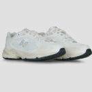 Zapatillas New Balance 725 Beige para hombre - 2