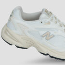 Zapatillas New Balance 725 Beige para hombre - 4