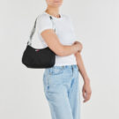 Sac bandouli&egrave;re Tommy Jeans TJW ESS Daily noir pour femme - 6
