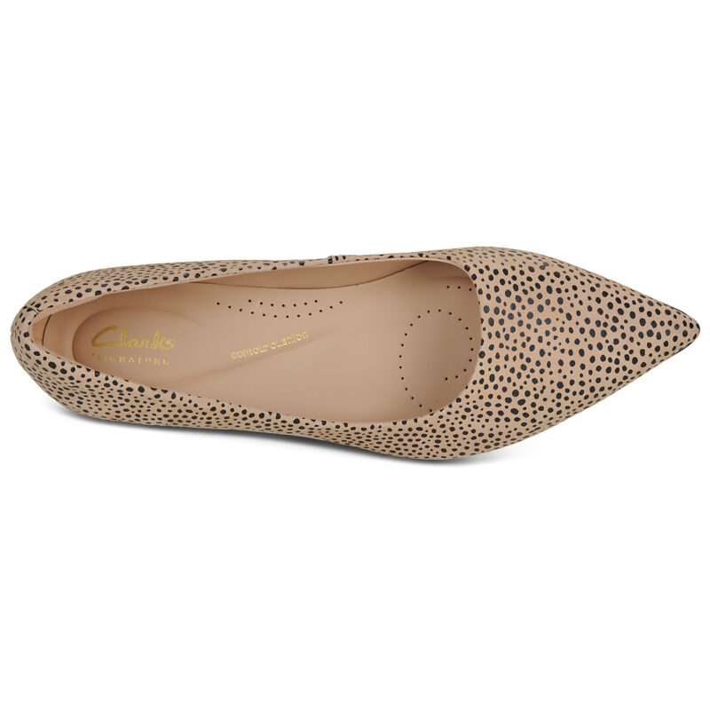 Clarks Escarpins beiges Zarey Court pour femmes - Pointure 6