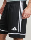 adidas JN5469 Schwarze Herrenshorts - Gr&ouml;&szlig;e 5