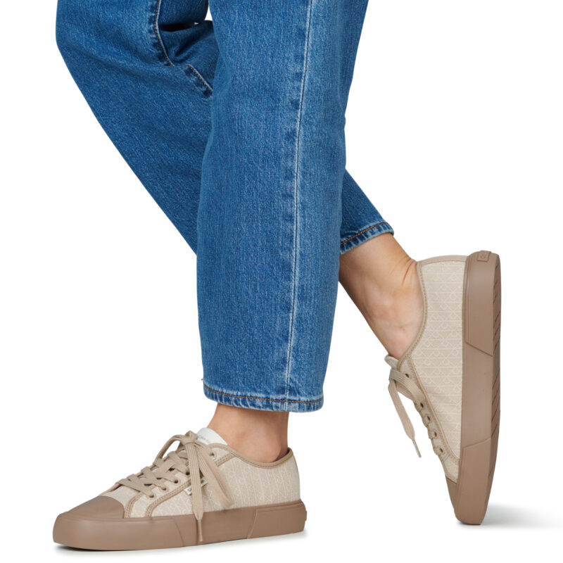 Calvin Klein Jeans VULC LOW LACEUP AOP CANVAS Beige Sneakers basse Donna - 8