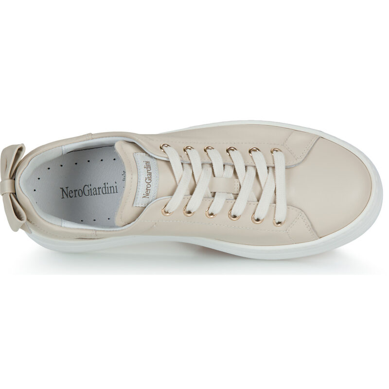 Zapatillas bajas para mujer NeroGiardini E506520D-710 color beige - Talla 6