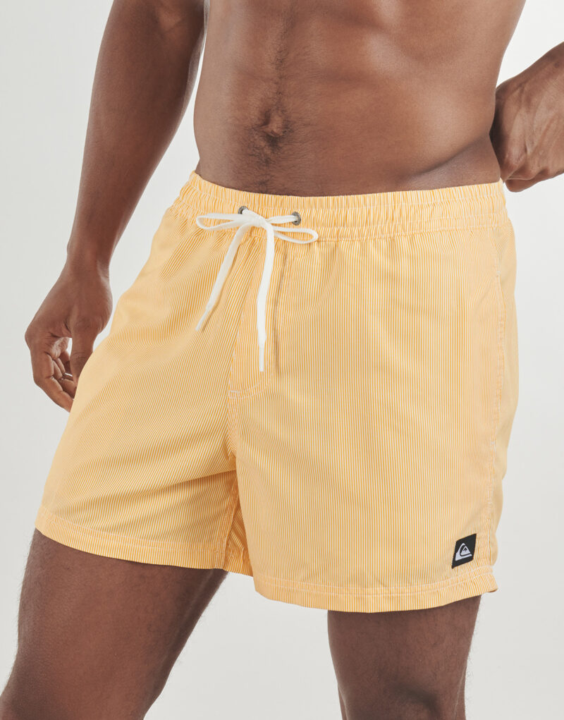 Quiksilver EVERYDAY DELUXE VOLLEY 15 Gelbe Badeshorts / Bermudashorts Herren - Gr&ouml;&szlig;e 3