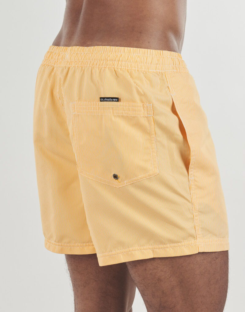 Quiksilver EVERYDAY DELUXE VOLLEY 15 Gelbe Badeshorts / Bermudashorts Herren - Gr&ouml;&szlig;e 4
