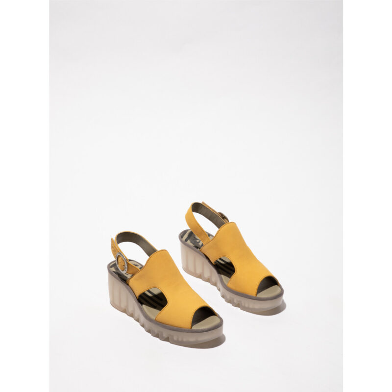 Fly London BAIF Giallo Sandali con zeppa Donna - 2