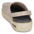 Zuecos Crocs InMotion Clog marrones para mujer - 5