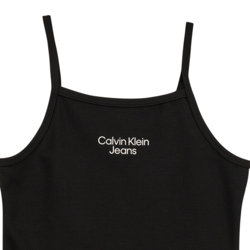 Kurzes M&auml;dchenkleid Calvin Klein Jeans STACK LOGO PUNTO STRAP Schwarzes kurzes Kleid f&uuml;r M&auml;dchen - 3