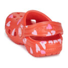 Zuecos Crocs Classic V-Day para ni&ntilde;as, color rojo - 5