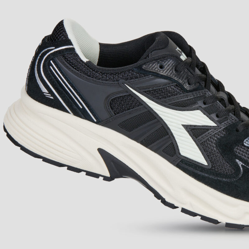 Diadora  Mythos Star  Nero Sneakers Uomo - 4