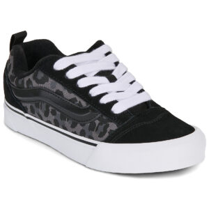 Sneakers basse    Knu Skool  Nero