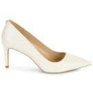 MICHAEL Michael Kors ALINA FLEX PUMP Beige D&eacute;collet&eacute; Donna - 2