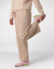 Lacoste Pantalon de surv&ecirc;tement interlock c&ocirc;tel&eacute; avec &eacute;tiquette loose fi Beige Pantalone Sportivo Donna - 3